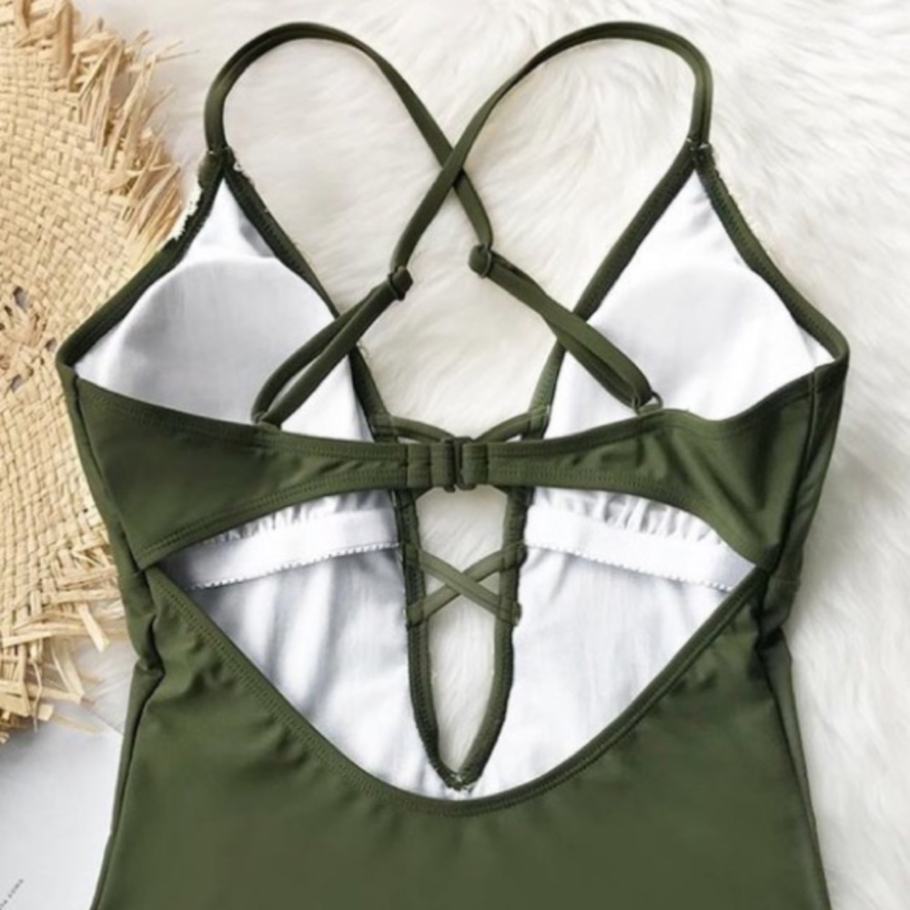 NWT CUPSHE LACE SPLICING OLIVE GREEN SUIT MEDIUM - Picture 4 of 5